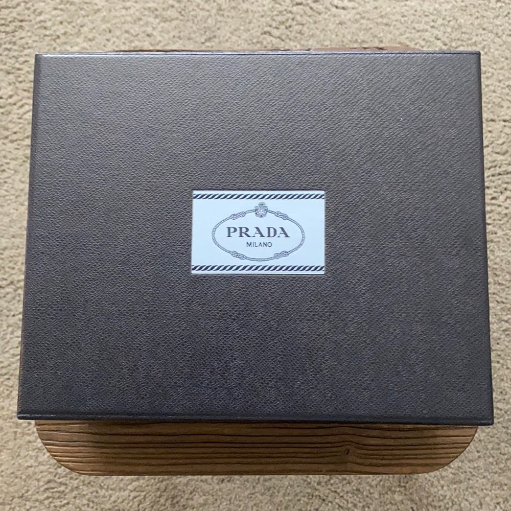 EMPTY Prada box